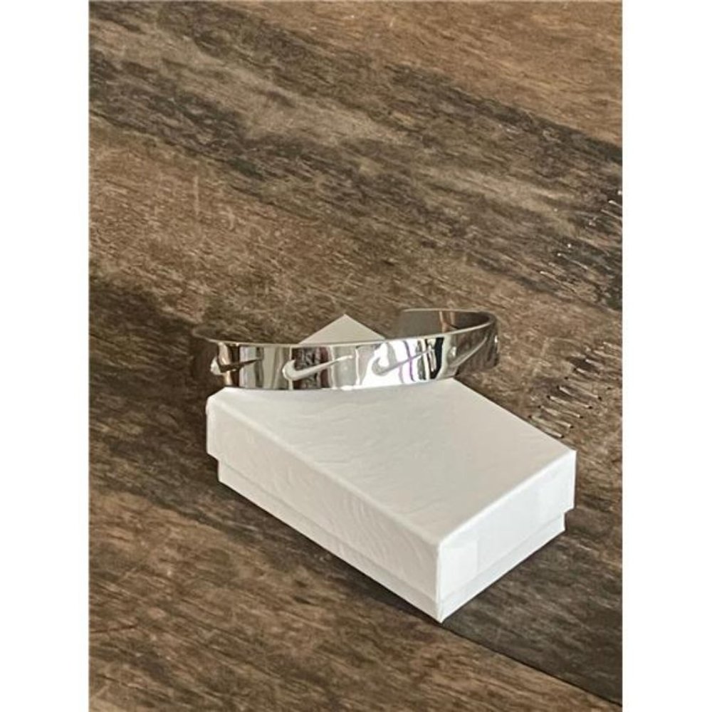 New Mens Nike Swoosh Logo Silver Bangle Wrist Bracelet One Size Fits All - Picture 3 of 6